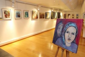 EXPOSIÇÃO DE  JÚLIA FERNANDES