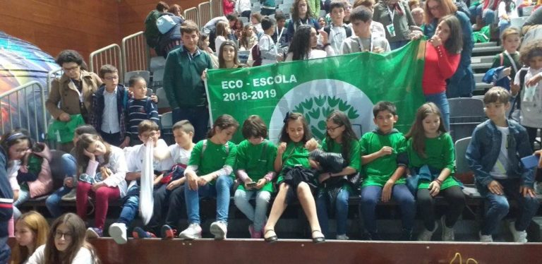 ARGANIL Alunos E Professores Das Escolas Do Agrupamento Receberam A 